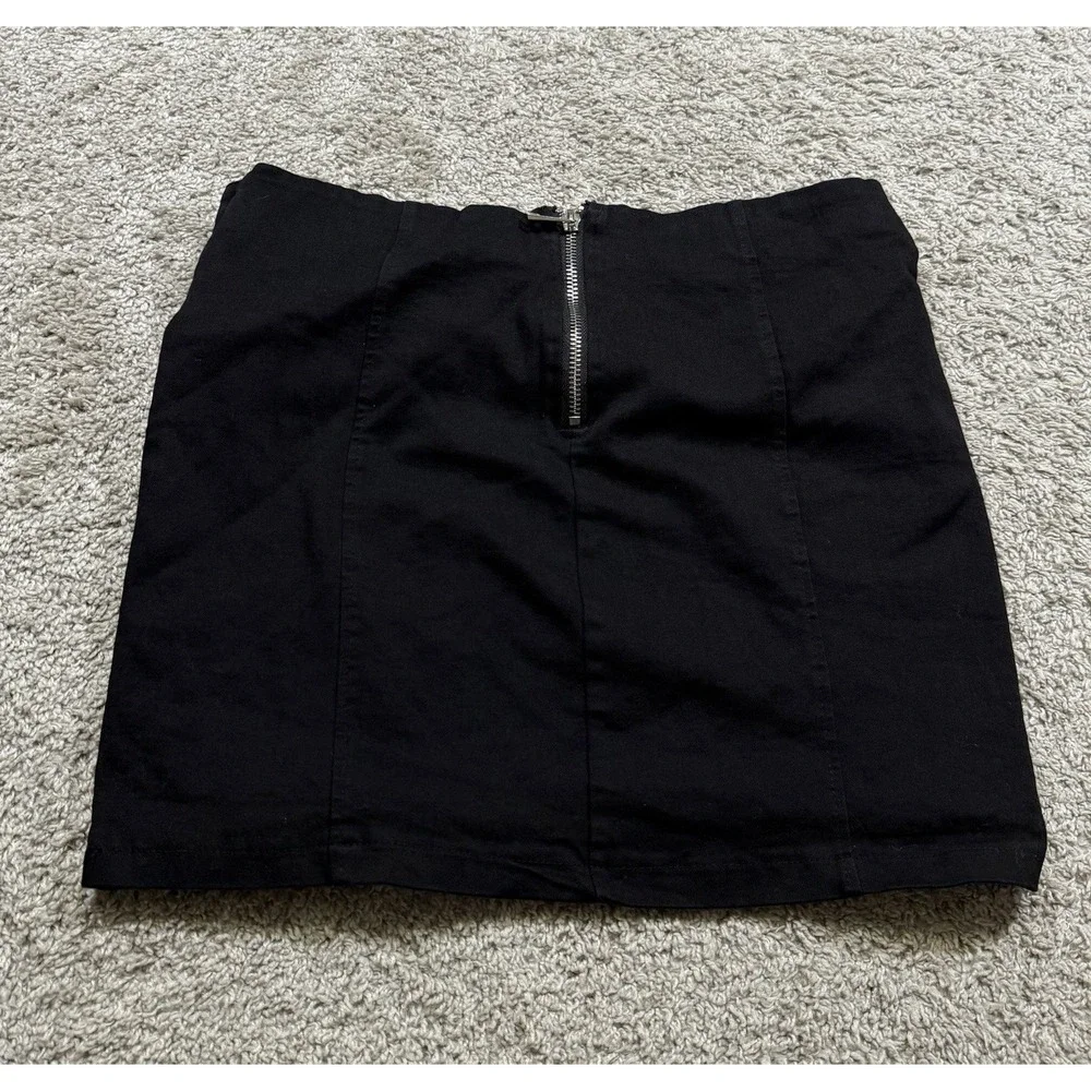 Windsor Black Grommet Pleated Mini Skirt Grunge Whimsigoth Y2k‎ 2000s Utility M
